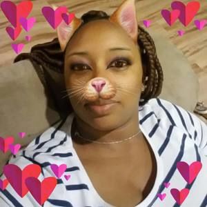 Meet your Posher, Nadia